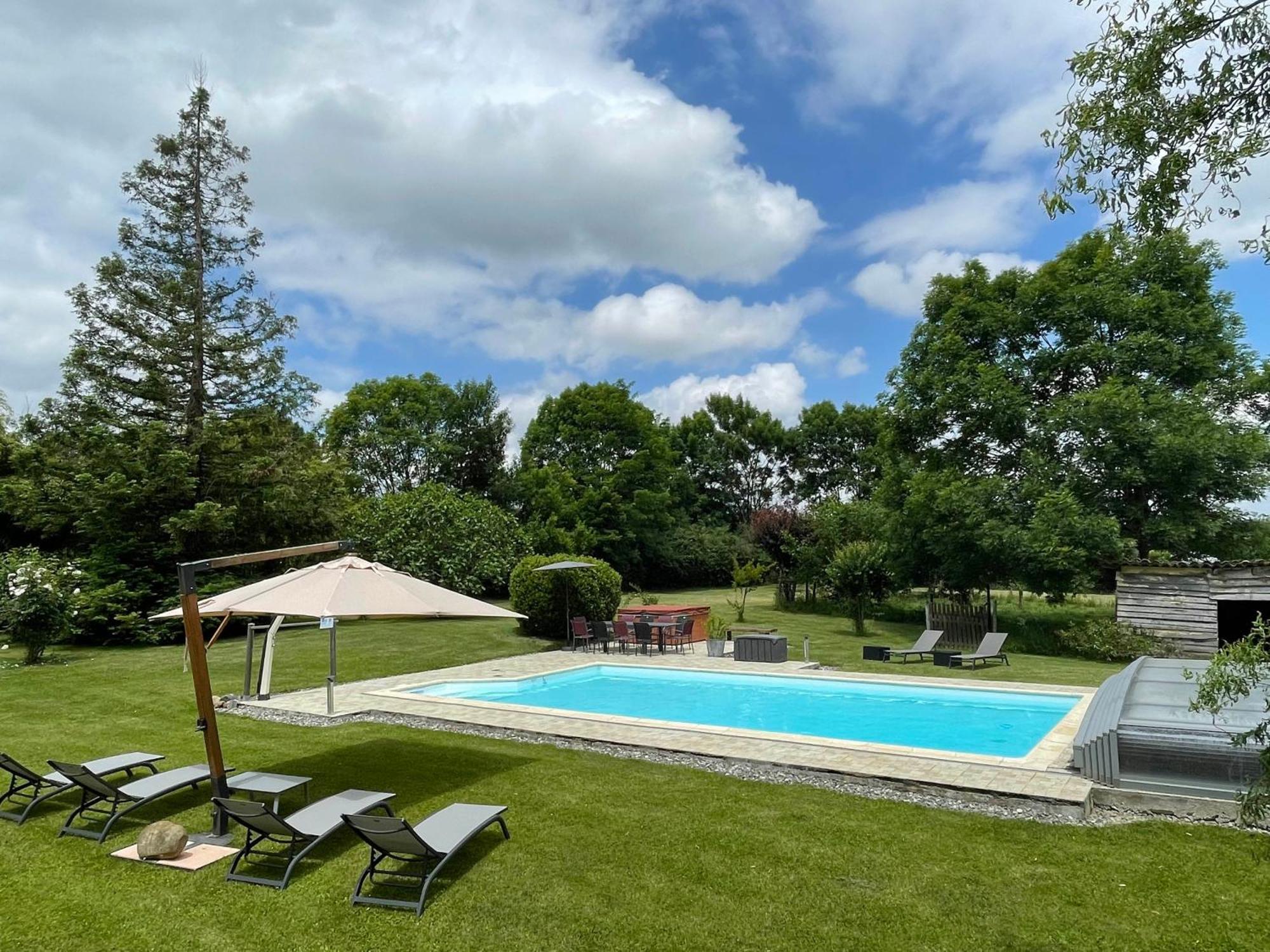 Le Clos Galan Luaran gambar